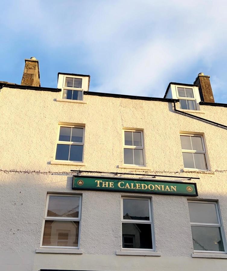 The Caledonian Hotel Portree Exterior foto